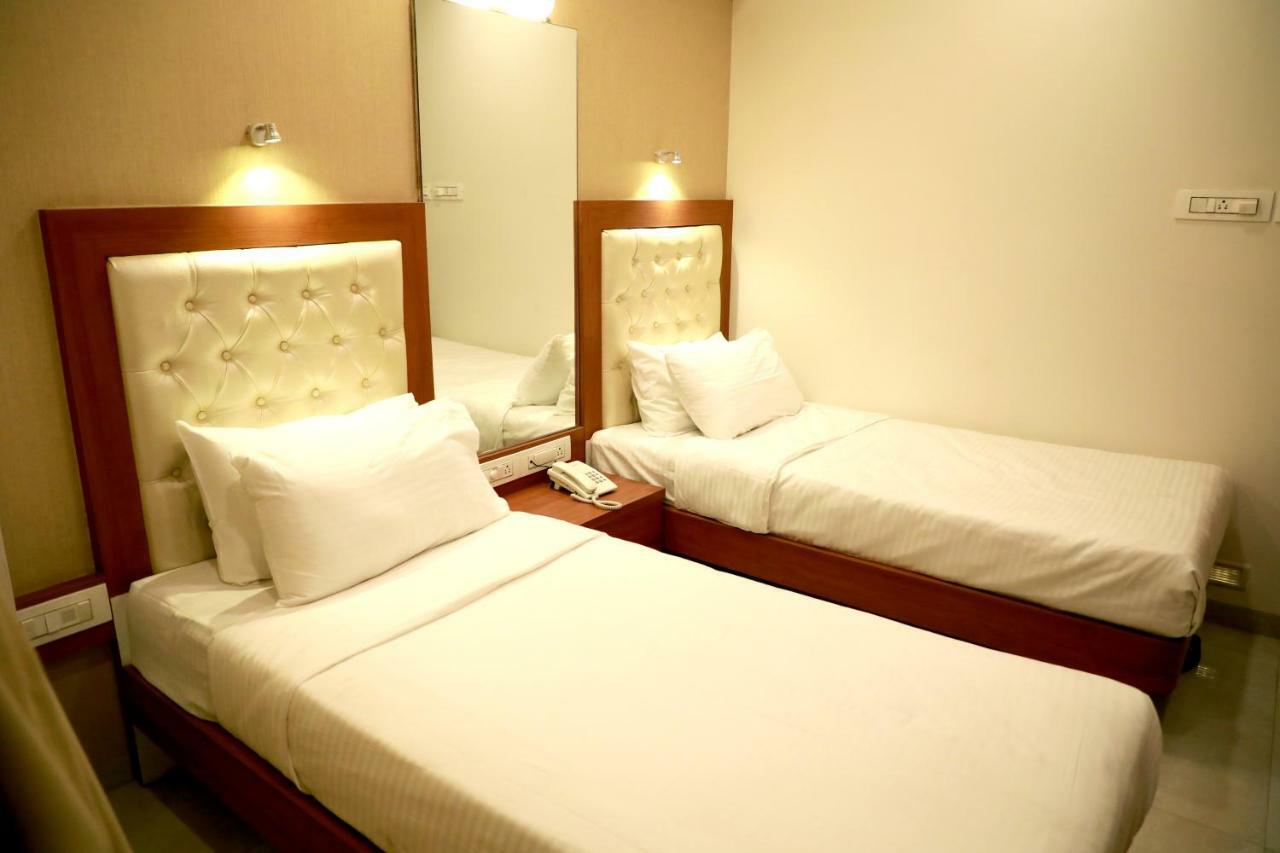 Hotel Lords, Fort Bombaj Zewnętrze zdjęcie